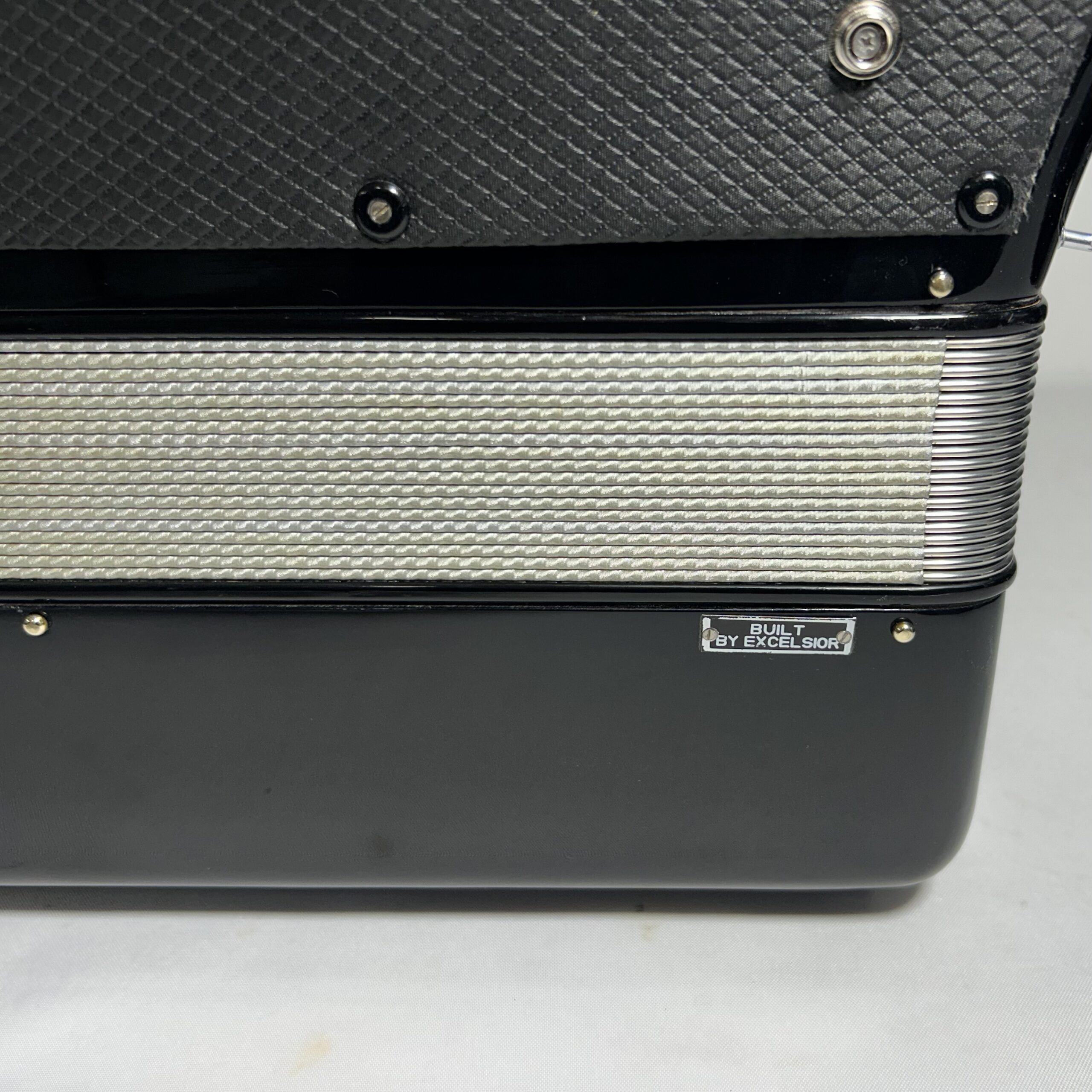 Acordeon Excelsior Model 320 / M - Quarta Polifônica - 13/3 Reg - 10.3 kg - 48,5 cm - Imagem 16